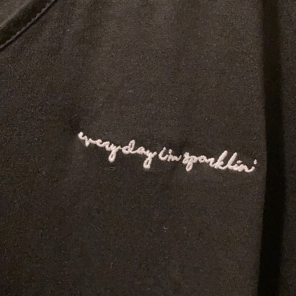 District made drapey short sleeve tee.  Black. - Picture 5 of 7